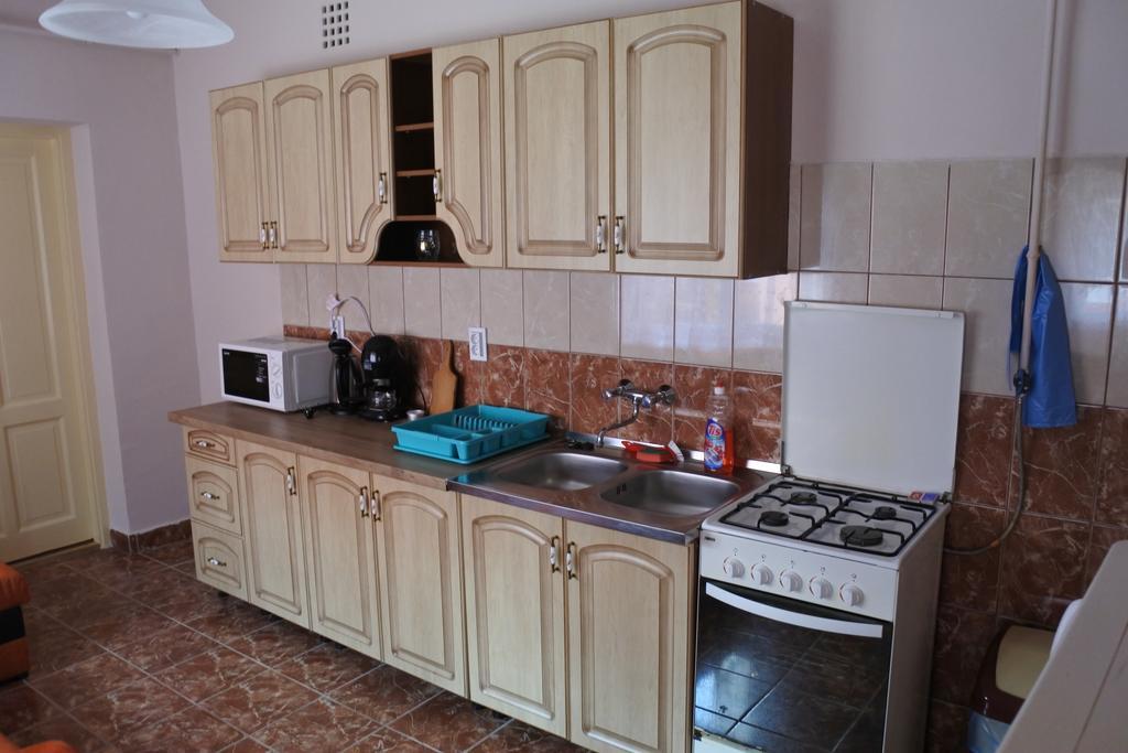 Kisasszony Apartman إغير المظهر الخارجي الصورة
