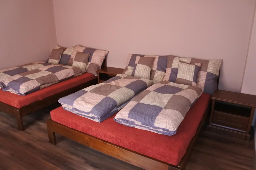 Kisasszony Apartman إغير المظهر الخارجي الصورة